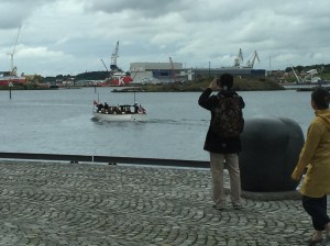 King of Norway sails by