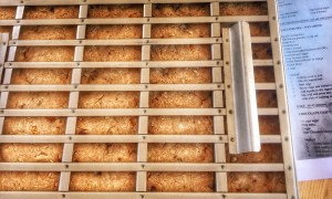 rusk tray with cutter